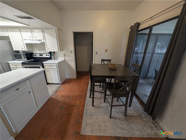 1013 Chestnut Street D2, San Marcos, TX 78666
