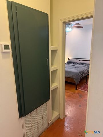 1013 Chestnut Street D2, San Marcos, TX 78666