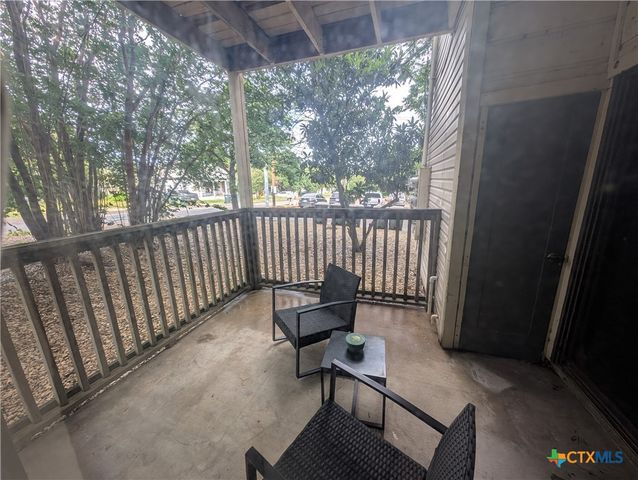 1013 Chestnut Street D2, San Marcos, TX 78666