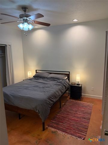 1013 Chestnut Street D2, San Marcos, TX 78666