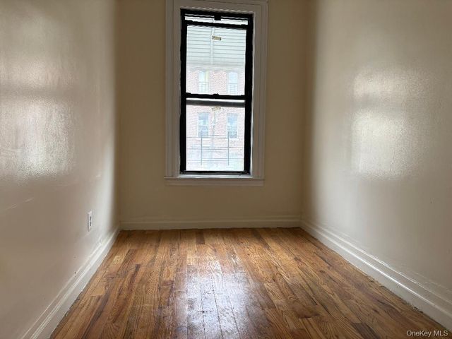342 E 194th Street, Bronx, NY 10458