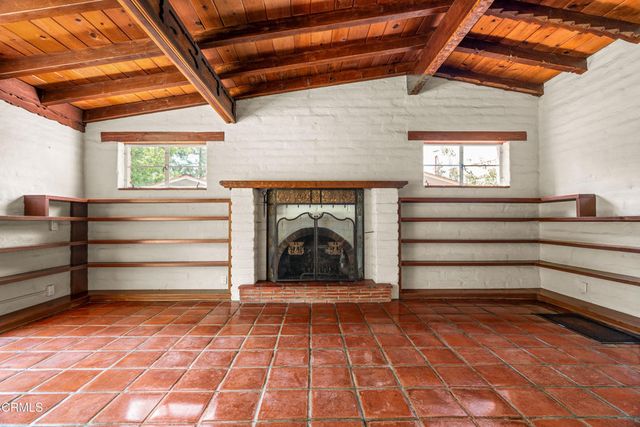 2300 El Moreno Street, La Crescenta, CA 91214