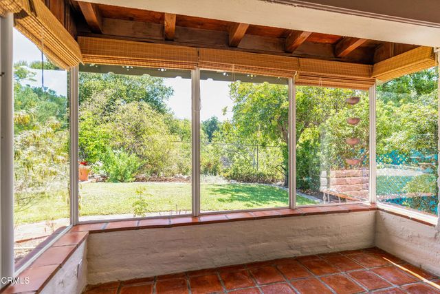 2300 El Moreno Street, La Crescenta, CA 91214