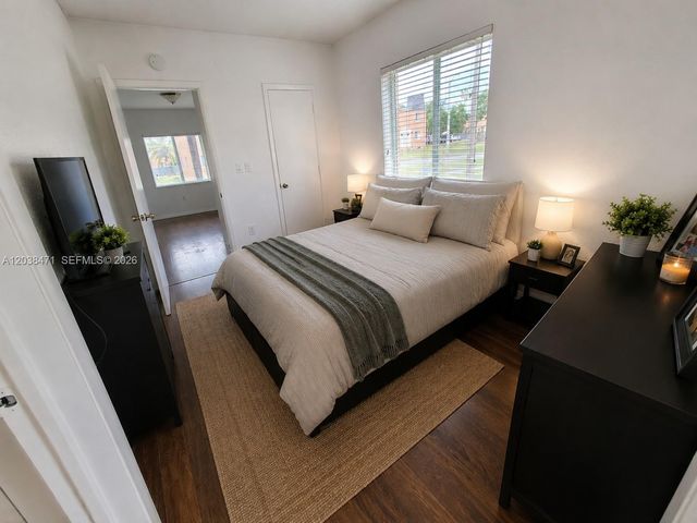 300 NW 84th Terrace 300, Miami, FL 33150