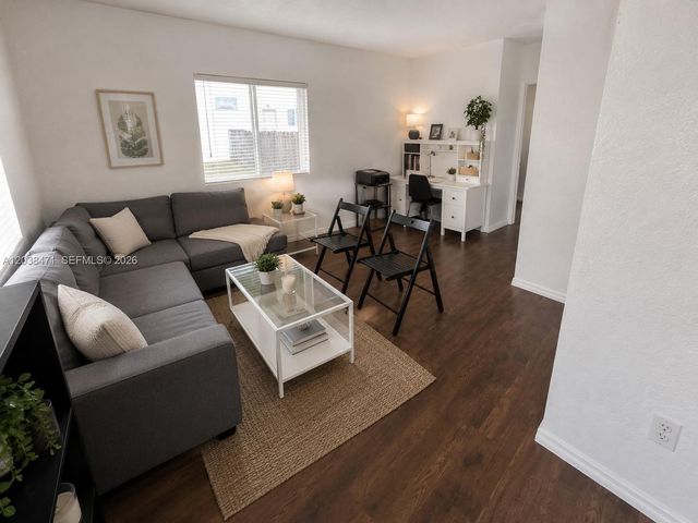 300 NW 84th Terrace 300, Miami, FL 33150