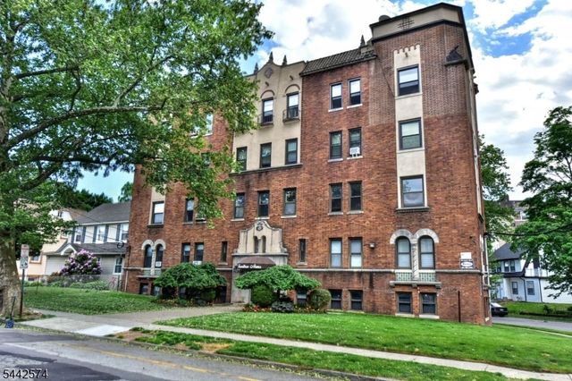 303 Hamilton Pl A4, Hackensack City, NJ 07601