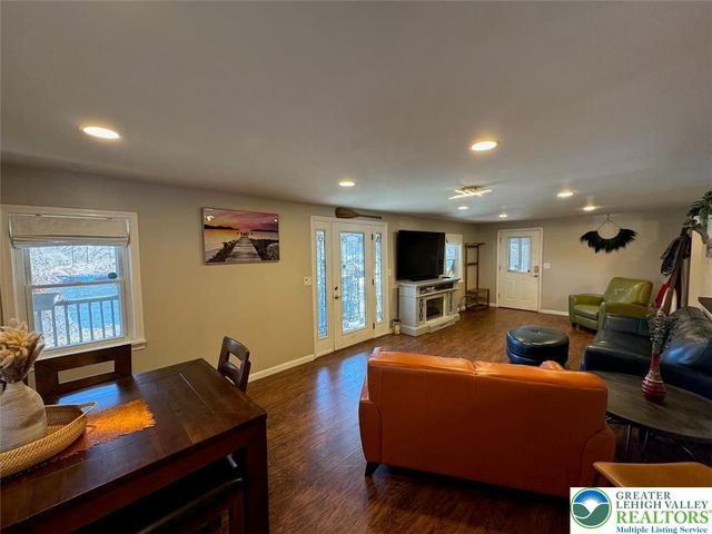 312 Lehigh Drive, West Easton Boro, PA 18042