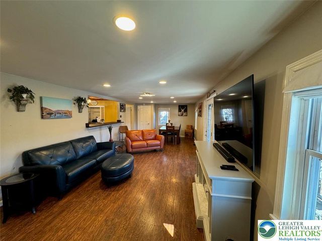 312 Lehigh Drive, West Easton Boro, PA 18042