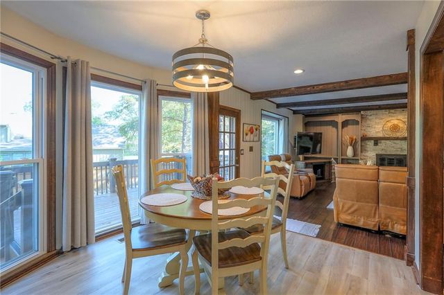 9504 W 104th Street, Overland Park, KS 66212