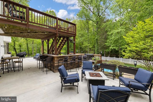 100 BOSCOBEL RD, Fredericksburg, VA 22405