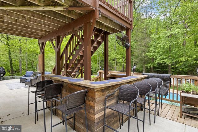 100 BOSCOBEL RD, Fredericksburg, VA 22405