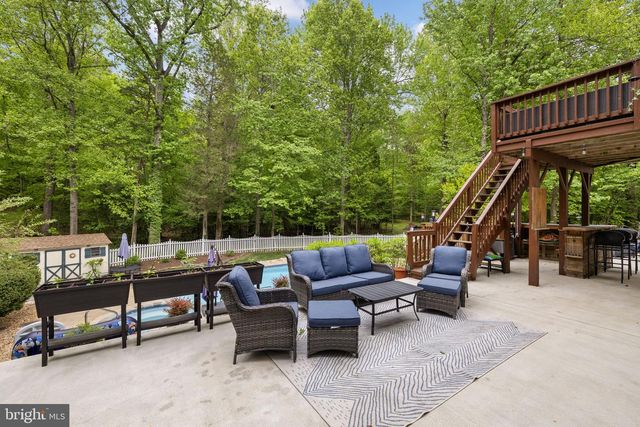 100 BOSCOBEL RD, Fredericksburg, VA 22405