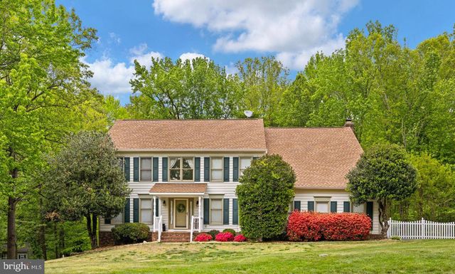 100 BOSCOBEL RD, Fredericksburg, VA 22405