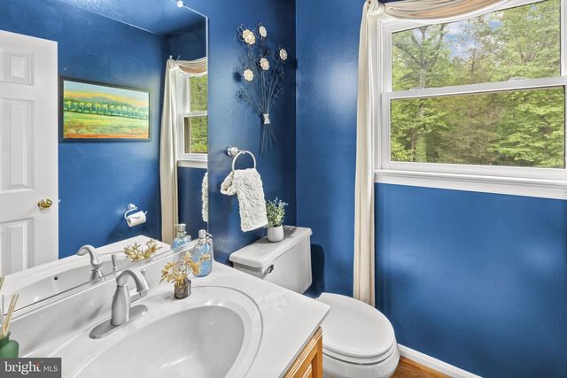 100 BOSCOBEL RD, Fredericksburg, VA 22405