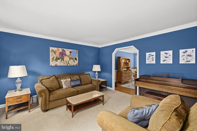 100 BOSCOBEL RD, Fredericksburg, VA 22405