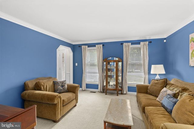 100 BOSCOBEL RD, Fredericksburg, VA 22405