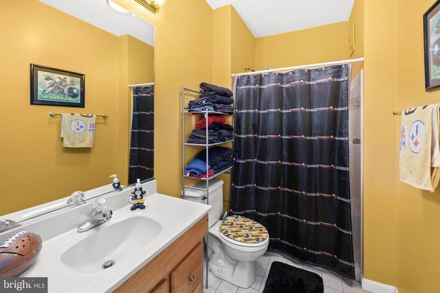 100 BOSCOBEL RD, Fredericksburg, VA 22405