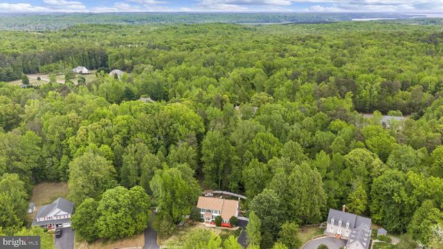 100 BOSCOBEL RD, Fredericksburg, VA 22405