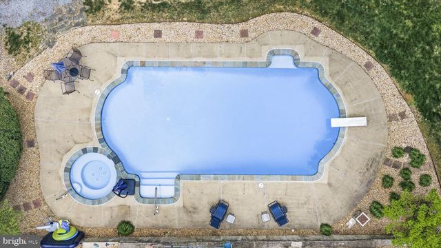 100 BOSCOBEL RD, Fredericksburg, VA 22405