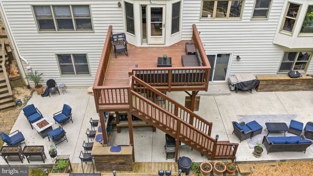 100 BOSCOBEL RD, Fredericksburg, VA 22405