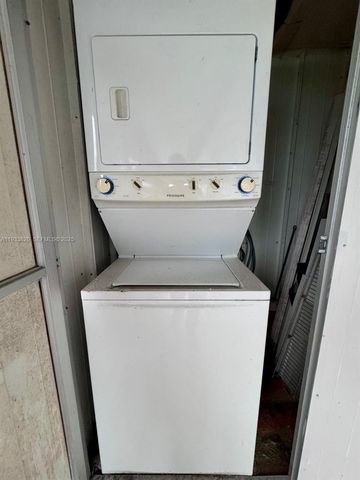 269 Brittany F F, Delray Beach, FL 33446