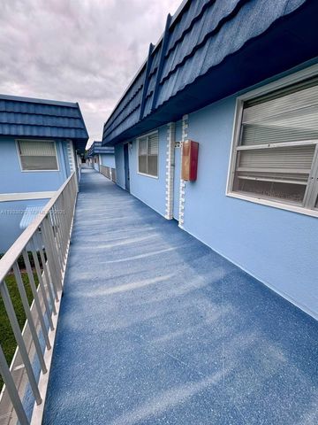 269 Brittany F F, Delray Beach, FL 33446