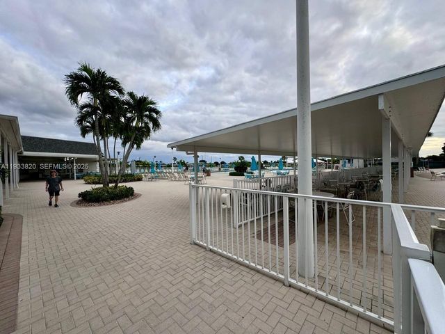269 Brittany F F, Delray Beach, FL 33446