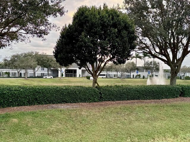 269 Brittany F F, Delray Beach, FL 33446