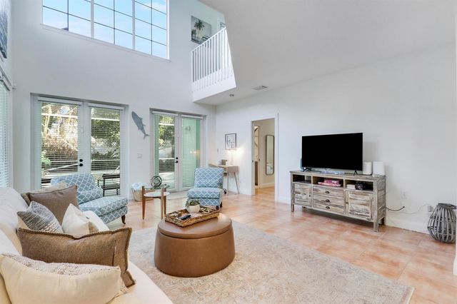3392 NE Skyline Drive, Jensen Beach, FL 34957
