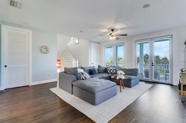 3392 NE Skyline Drive, Jensen Beach, FL 34957