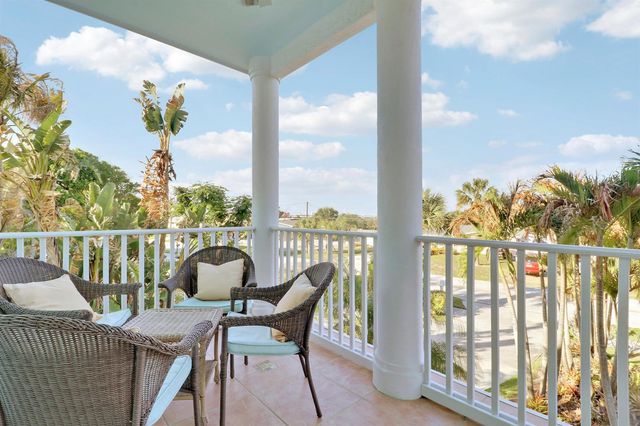 3392 NE Skyline Drive, Jensen Beach, FL 34957
