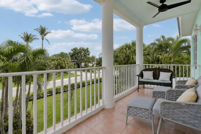 3392 NE Skyline Drive, Jensen Beach, FL 34957