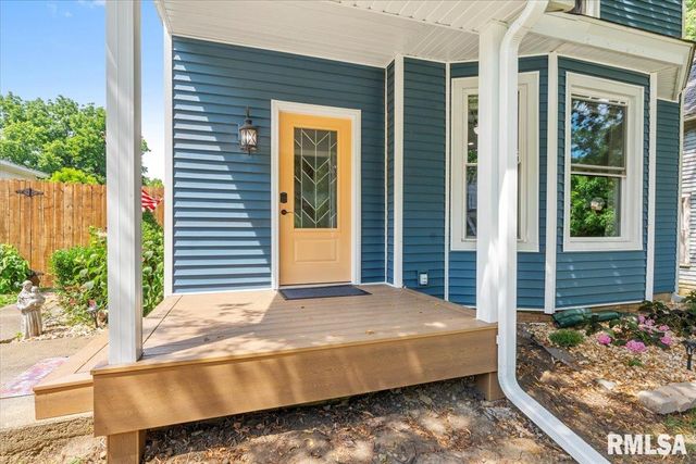 217 E MAIN Street, Rochester, IL 62563