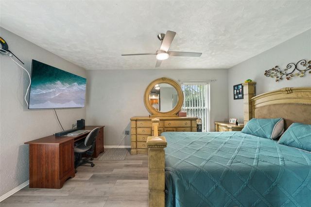 10305 ROSEMOUNT DRIVE, Tampa, FL 33624