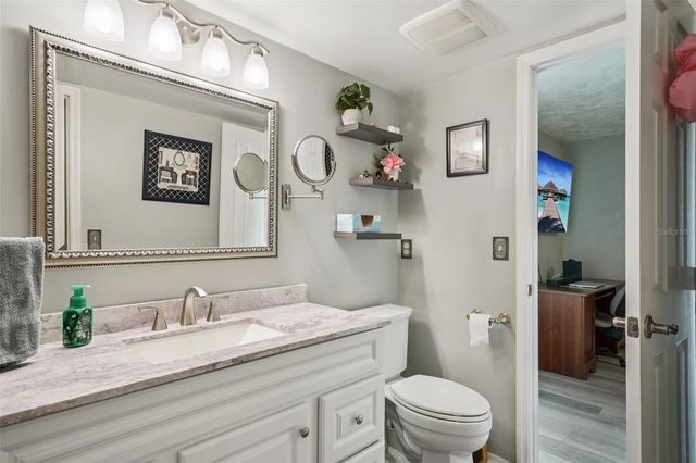 10305 ROSEMOUNT DRIVE, Tampa, FL 33624