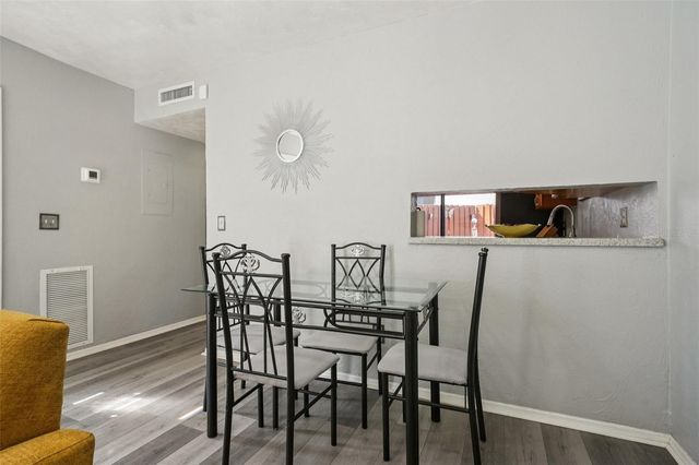 10305 ROSEMOUNT DRIVE, Tampa, FL 33624