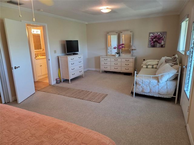 11225 82ND AVENUE 309, Seminole, FL 33772