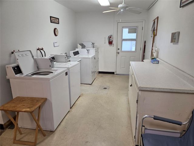 11225 82ND AVENUE 309, Seminole, FL 33772
