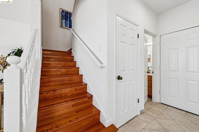807 Commodore Drive, Richmond, CA 94804