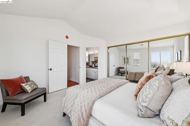 807 Commodore Drive, Richmond, CA 94804