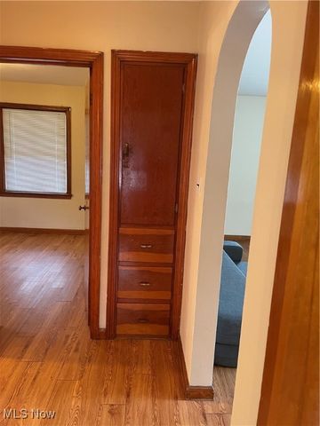 126 S Osborn Avenue, Youngstown, OH 44509