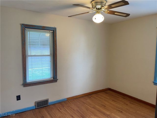 126 S Osborn Avenue, Youngstown, OH 44509