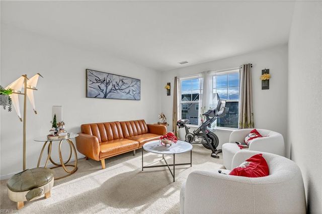 1836 Carrera RDG, Chesapeake, VA 23320