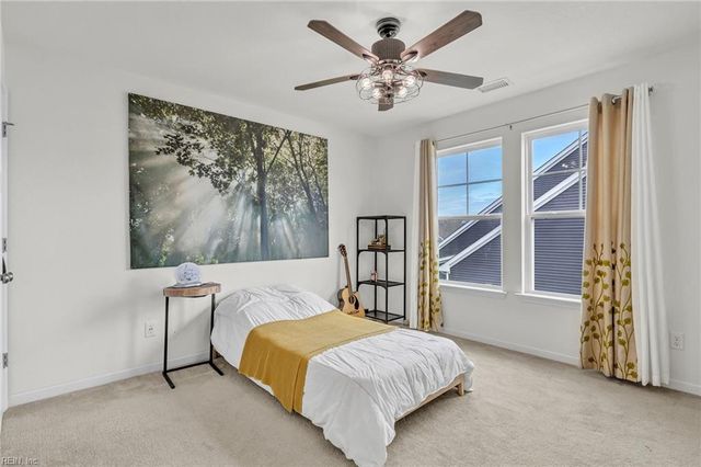 1836 Carrera RDG, Chesapeake, VA 23320