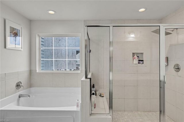 1836 Carrera RDG, Chesapeake, VA 23320