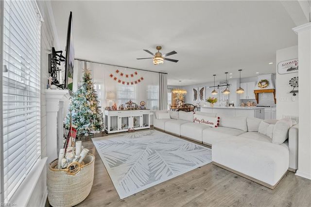 1836 Carrera RDG, Chesapeake, VA 23320