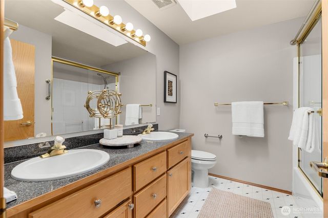 8229 1st Street SE, Lake Stevens, WA 98258