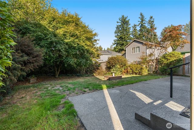 8229 1st Street SE, Lake Stevens, WA 98258