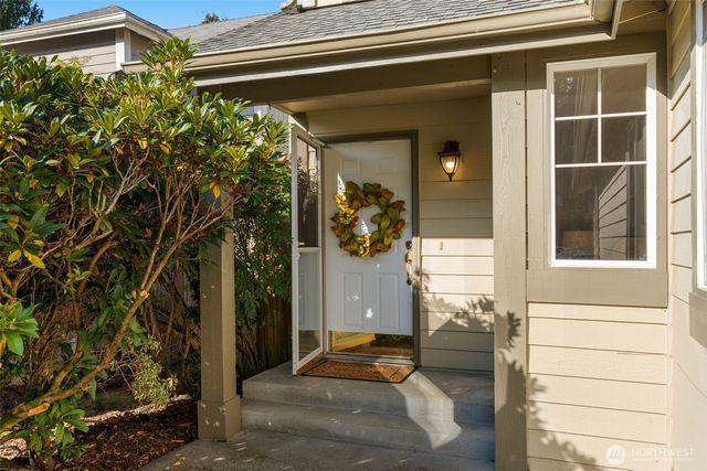 8229 1st Street SE, Lake Stevens, WA 98258