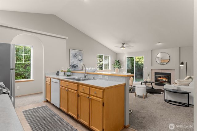 8229 1st Street SE, Lake Stevens, WA 98258